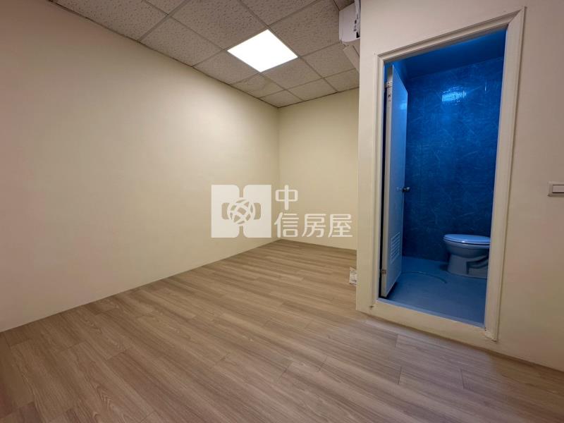 中興商圈全新五房店面房屋室內格局與周邊環境