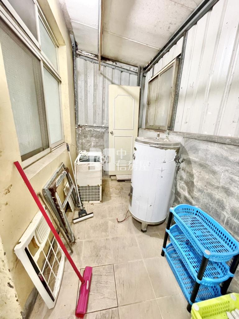 【新世紀】近觀音工業區整新透天+前院停車房屋室內格局與周邊環境