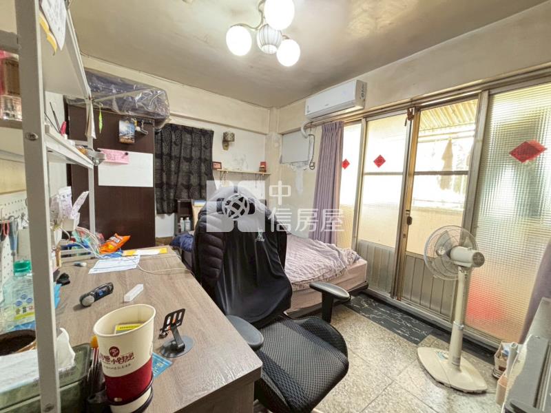 高雄三多商圈華廈美寓房屋室內格局與周邊環境