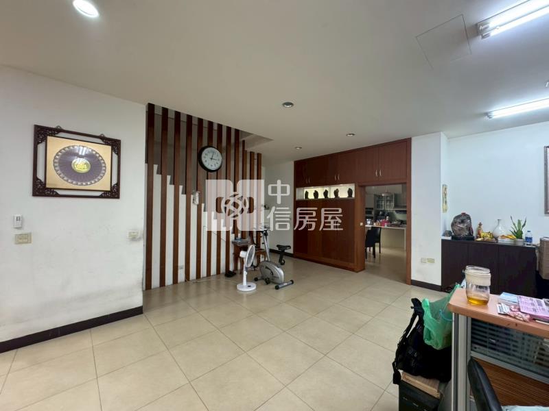 環中路大地坪農建地廠住房屋室內格局與周邊環境