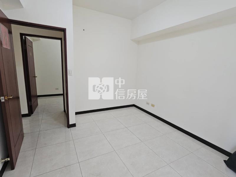 傳世國寶優質三房房屋室內格局與周邊環境