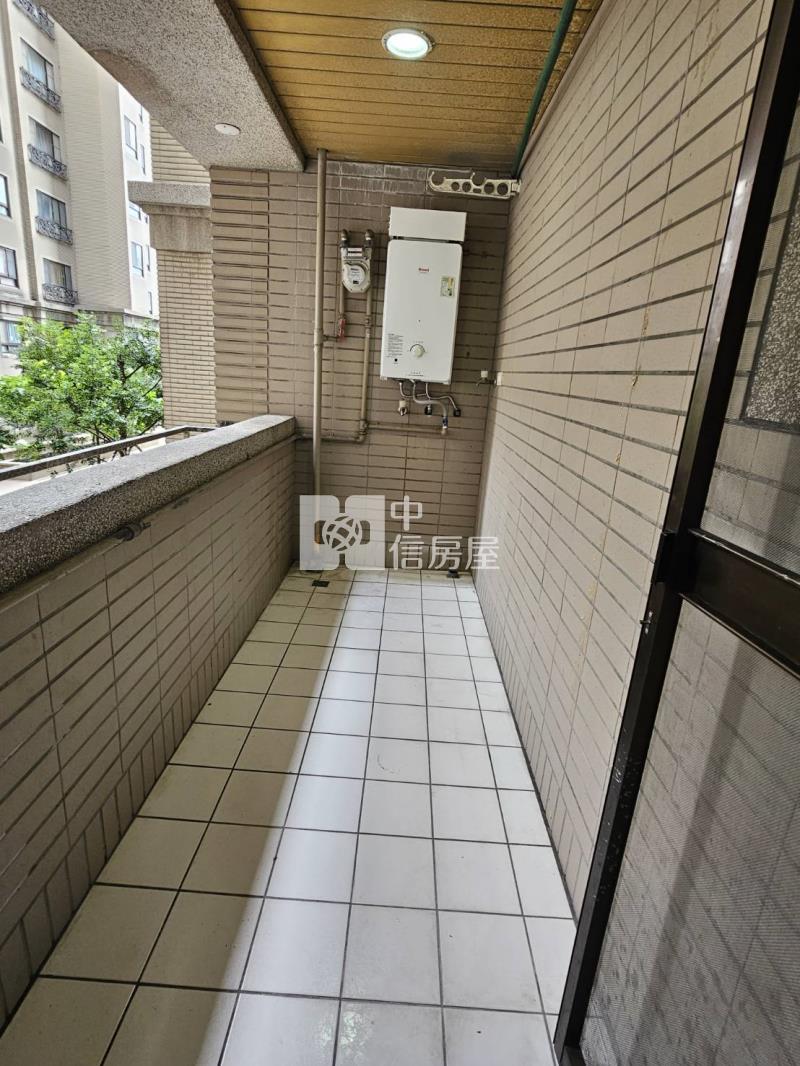 傳世國寶優質三房房屋室內格局與周邊環境