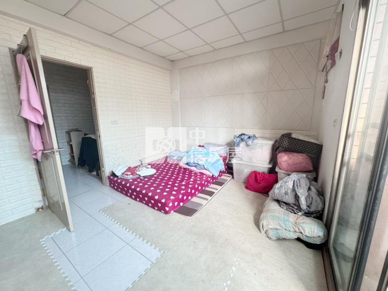 大園中正東路近航空城透天房屋室內格局與周邊環境