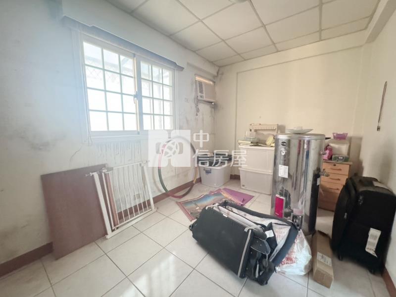 大園中正東路近航空城透天房屋室內格局與周邊環境