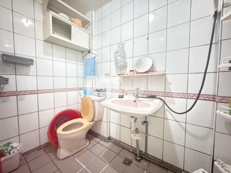 大園中正東路近航空城透天房屋室內格局與周邊環境