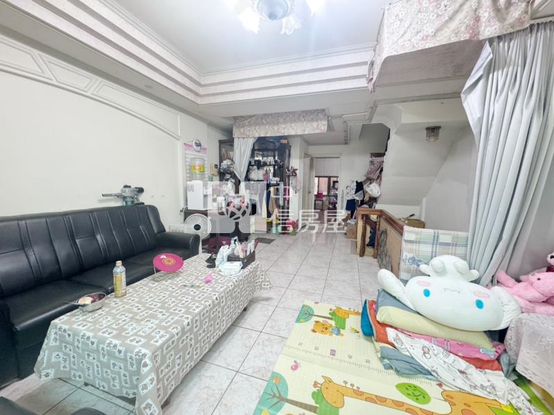 大園中正東路近航空城透天房屋室內格局與周邊環境