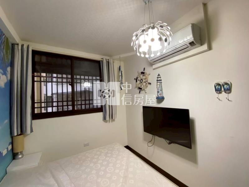 五結圖書館旁輕齡大面寬收租金店房屋室內格局與周邊環境