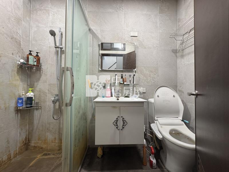 南勢重劃區透天別墅+三車位房屋室內格局與周邊環境