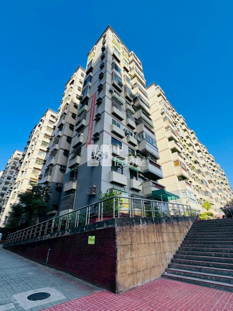 國宅精美3房房屋室內格局與周邊環境