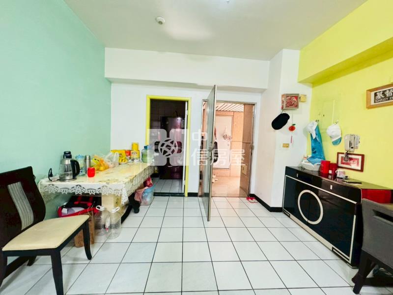 國宅精美3房房屋室內格局與周邊環境