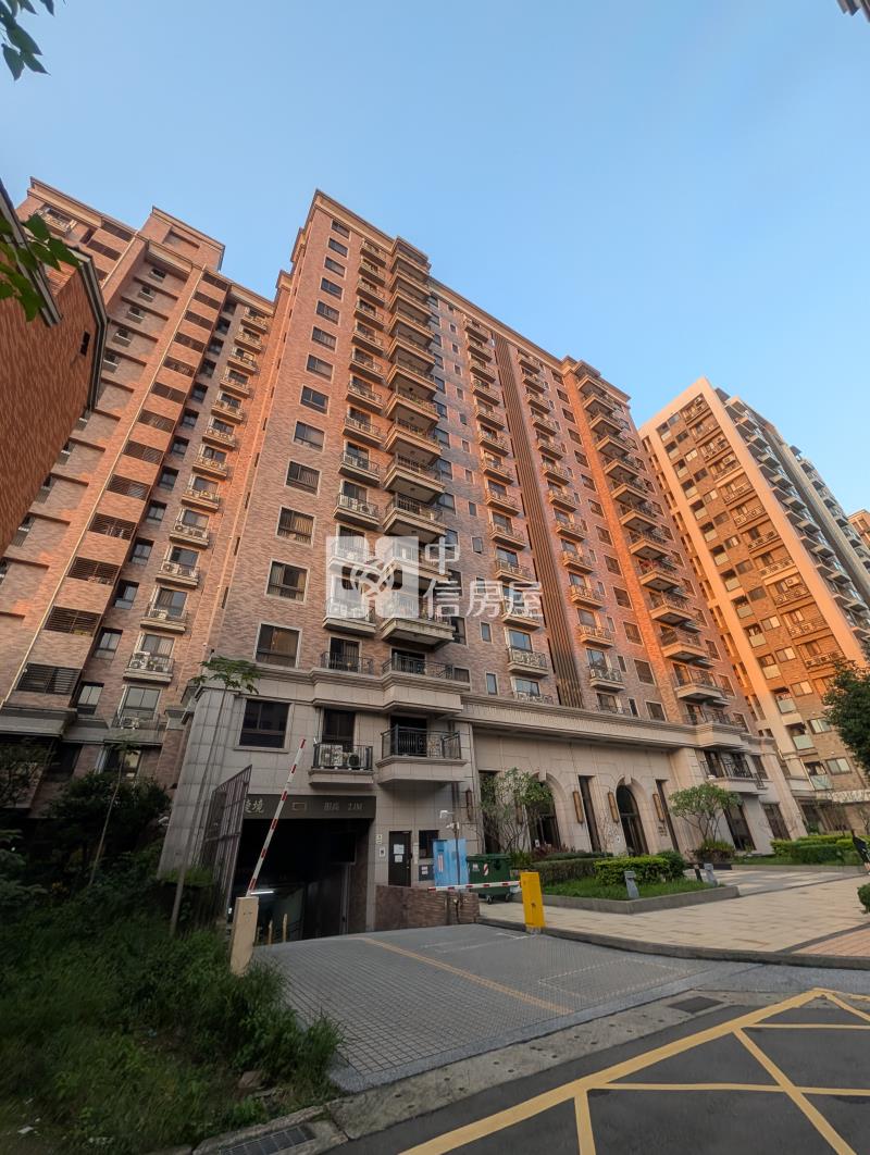 捷境中壢交流道大3房車房屋室內格局與周邊環境