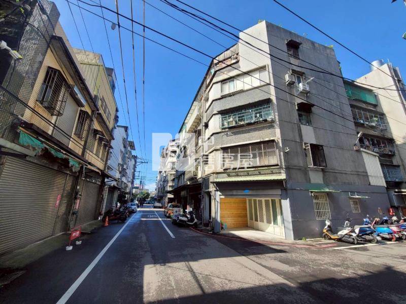 高城商圈近署桃全新整理一樓美2房房屋室內格局與周邊環境