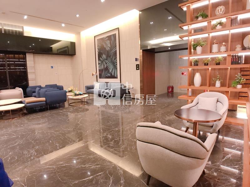 潤隆真愛海景二房車位房屋室內格局與周邊環境