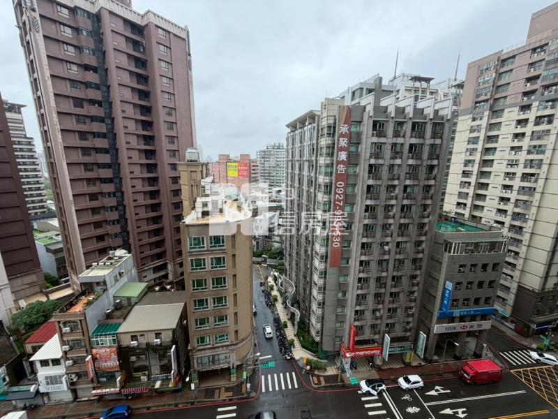 中壢SOGO旁~海華【國家宮庭】3房車位房屋室內格局與周邊環境