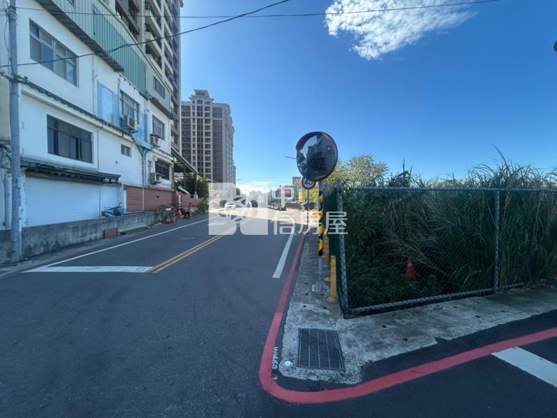 晉元路旁 都計內農地房屋室內格局與周邊環境