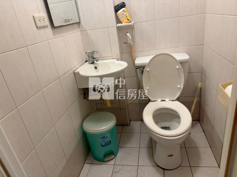 楊梅車站鵬程萬里四房車透天房屋室內格局與周邊環境