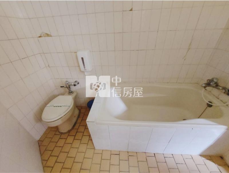 火車站商圈精華地段收益佳旅宿房屋室內格局與周邊環境