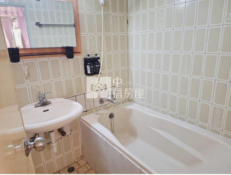 火車站商圈精華地段收益佳旅宿房屋室內格局與周邊環境