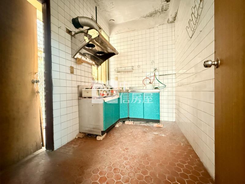 豐年社區8米面寬日式雙拼別墅房屋室內格局與周邊環境