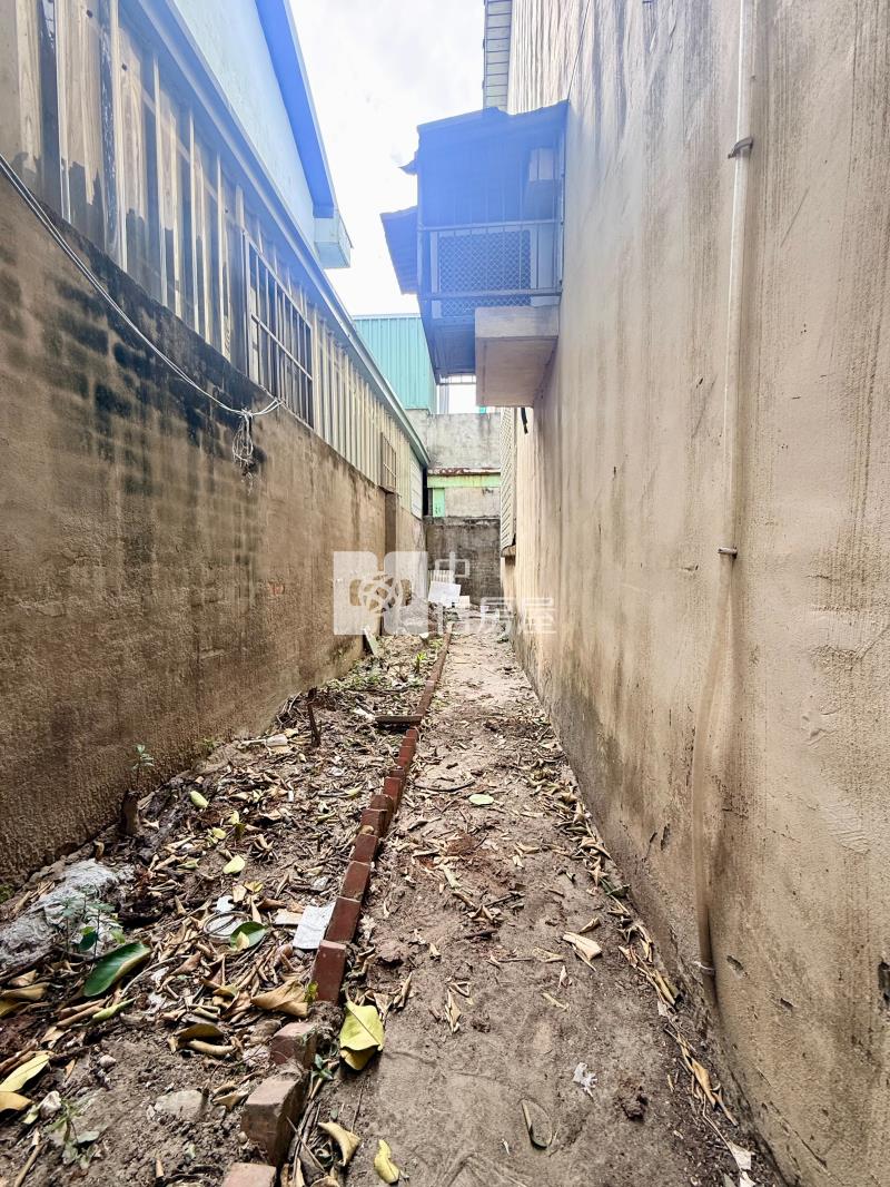 豐年社區8米面寬日式雙拼別墅房屋室內格局與周邊環境