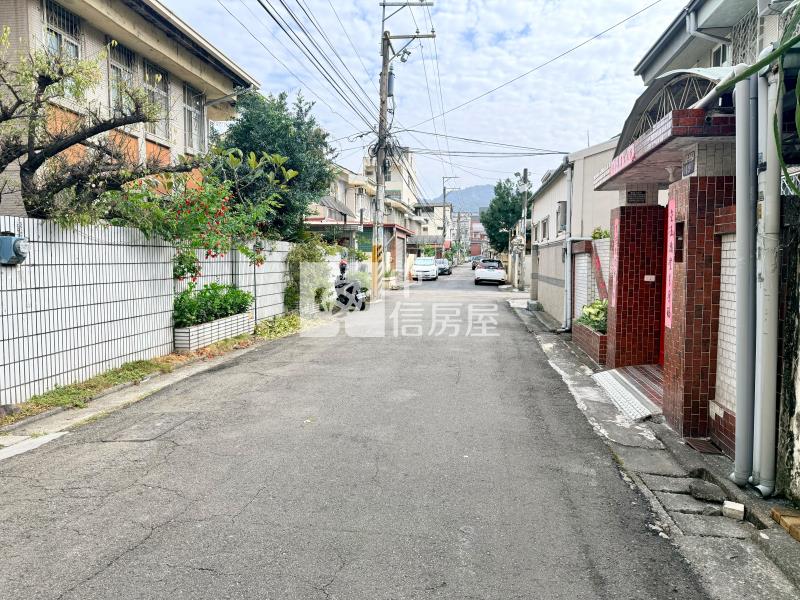 豐年社區8米面寬日式雙拼別墅房屋室內格局與周邊環境