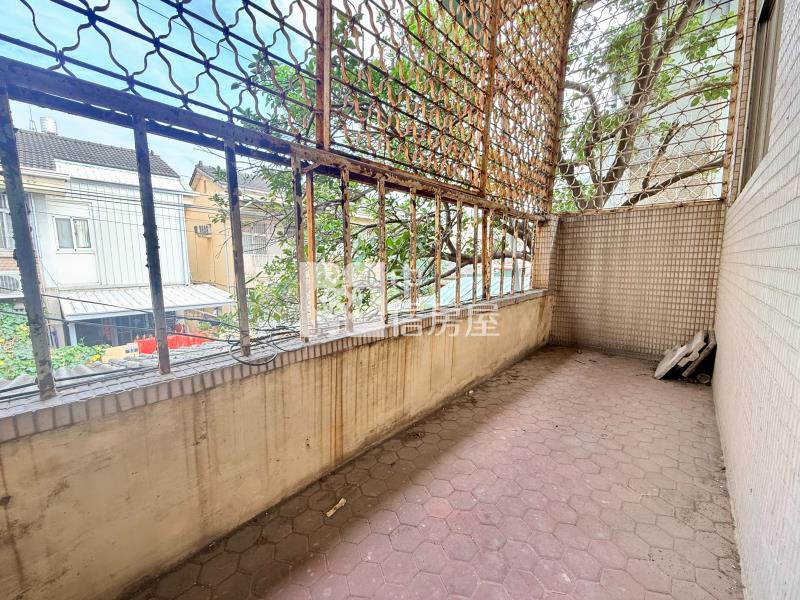 豐年社區8米面寬日式雙拼別墅房屋室內格局與周邊環境