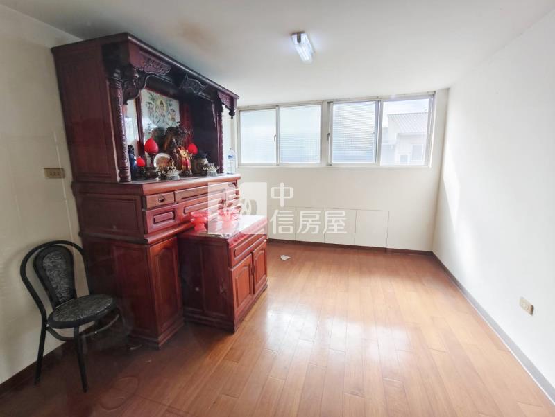 平鎮山仔頂商圈超值美店墅房屋室內格局與周邊環境