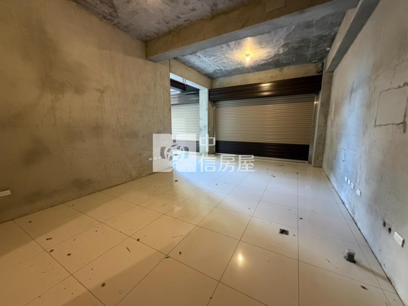 龍潭市區全新電梯別墅房屋室內格局與周邊環境