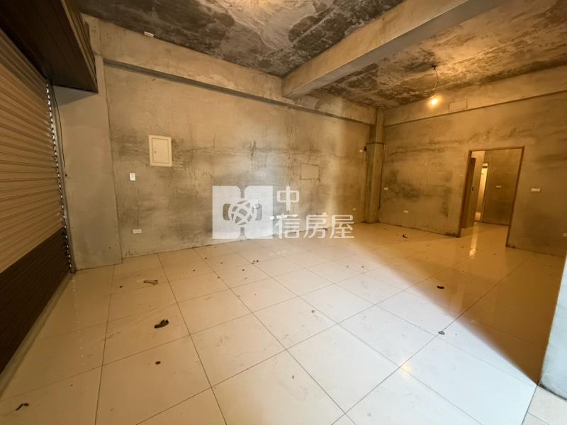 龍潭市區全新電梯別墅房屋室內格局與周邊環境