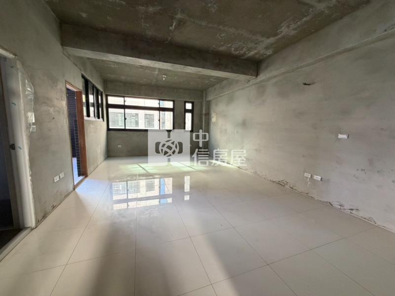 龍潭市區全新電梯別墅房屋室內格局與周邊環境