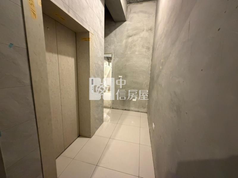 龍潭市區全新電梯別墅房屋室內格局與周邊環境