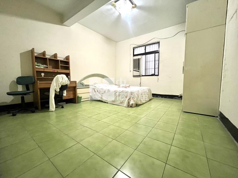 烏日九德7房大地坪透天/大家庭最舒適的選擇！房屋室內格局與周邊環境