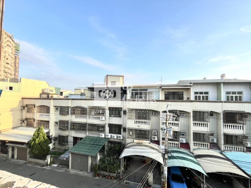 烏日九德7房大地坪透天/大家庭最舒適的選擇！房屋室內格局與周邊環境