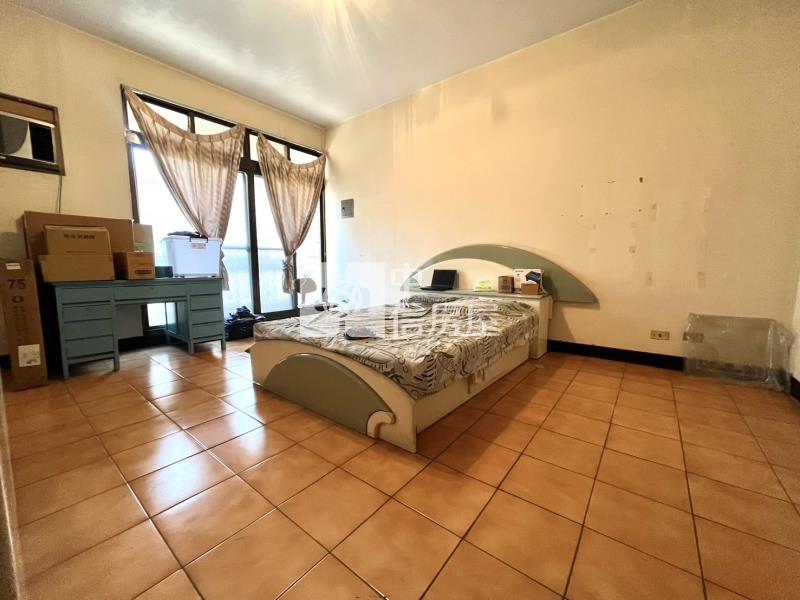 烏日九德7房大地坪透天/大家庭最舒適的選擇！房屋室內格局與周邊環境