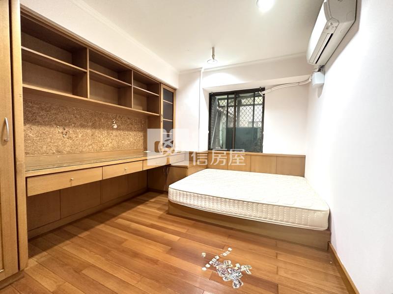 台南東區鄉城陽光鎮大廈三房車房屋室內格局與周邊環境