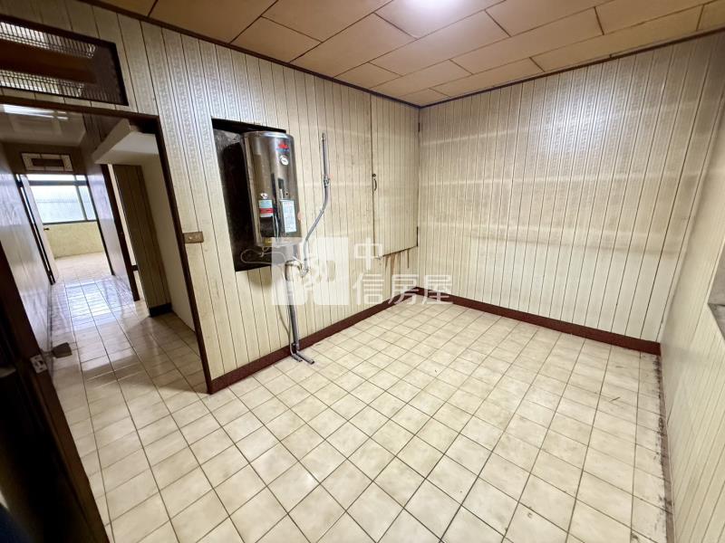 十九甲新仁市場活路美透天房屋室內格局與周邊環境