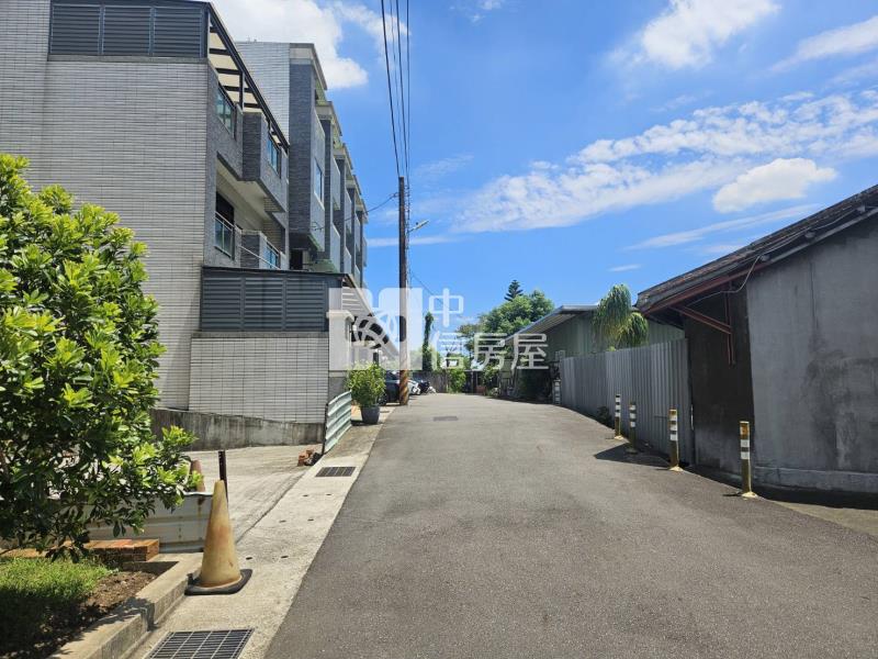 平鎮大全聯南華段都內農房屋室內格局與周邊環境