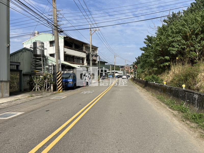 中台科大旁建地房屋室內格局與周邊環境