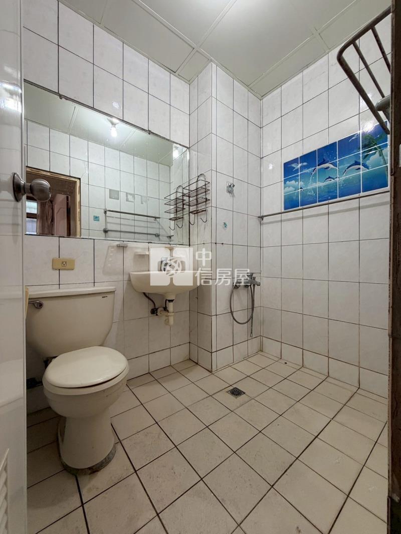 (大里陽光)大里中興商圈小資成家三房車位庭園美屋房屋室內格局與周邊環境