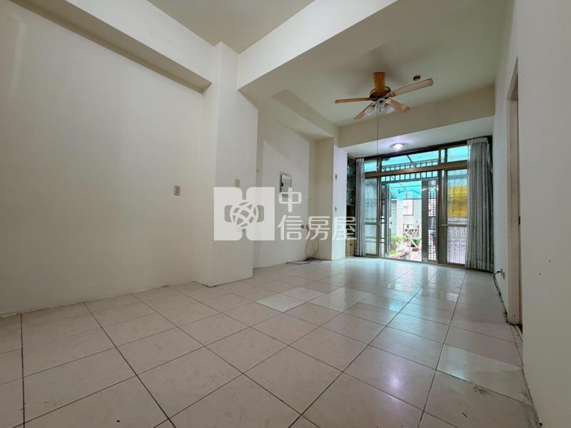 (大里陽光)大里中興商圈小資成家三房車位庭園美屋房屋室內格局與周邊環境