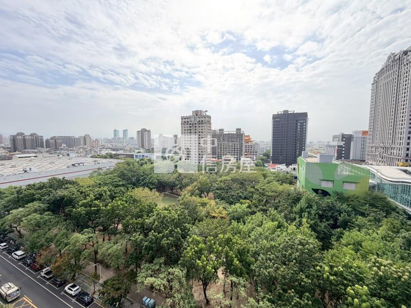 順天御南苑面公園四房雙車房屋室內格局與周邊環境