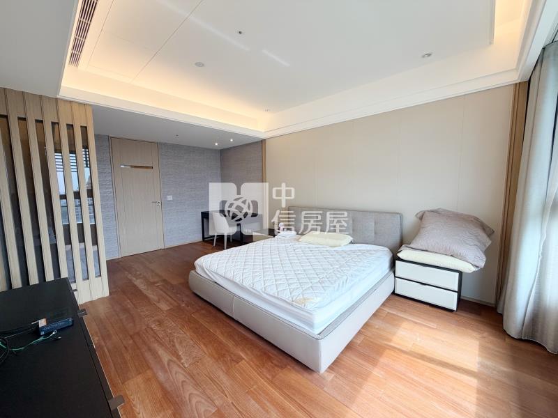 順天御南苑面公園四房雙車房屋室內格局與周邊環境