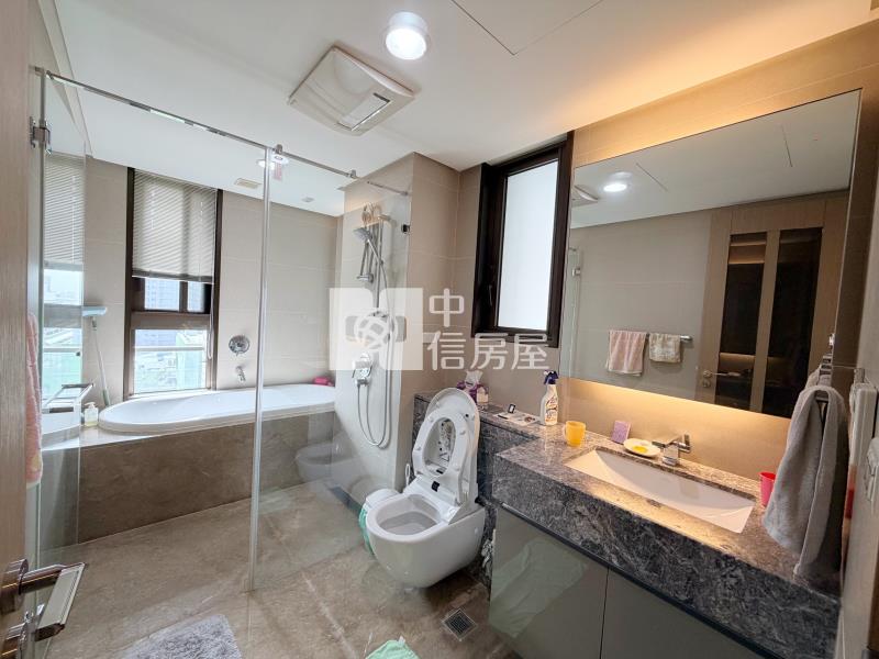 順天御南苑面公園四房雙車房屋室內格局與周邊環境