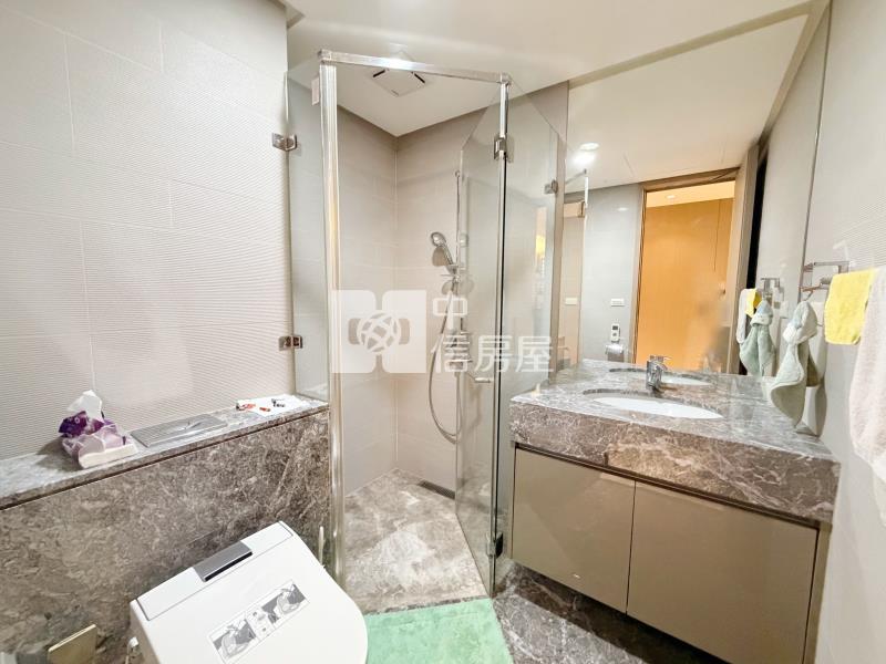 順天御南苑面公園四房雙車房屋室內格局與周邊環境