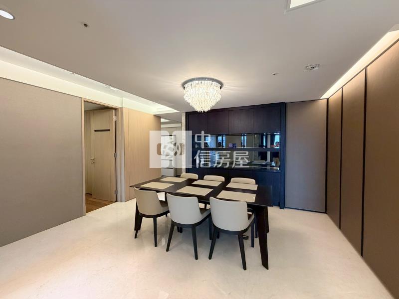 順天御南苑面公園四房雙車房屋室內格局與周邊環境