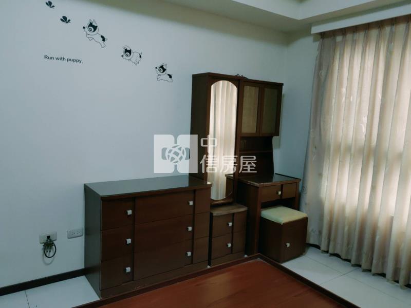 中壢夜市民權經典三房車房屋室內格局與周邊環境