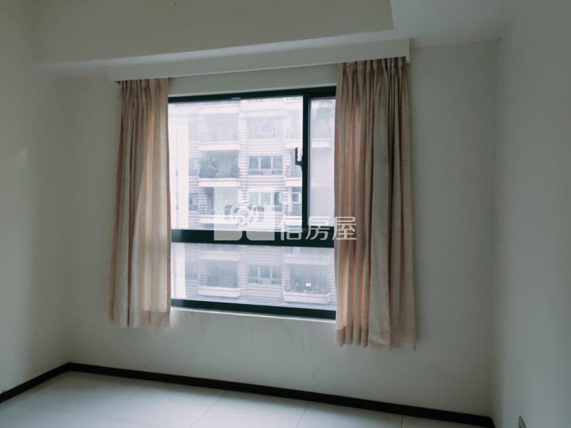 中壢夜市民權經典三房車房屋室內格局與周邊環境