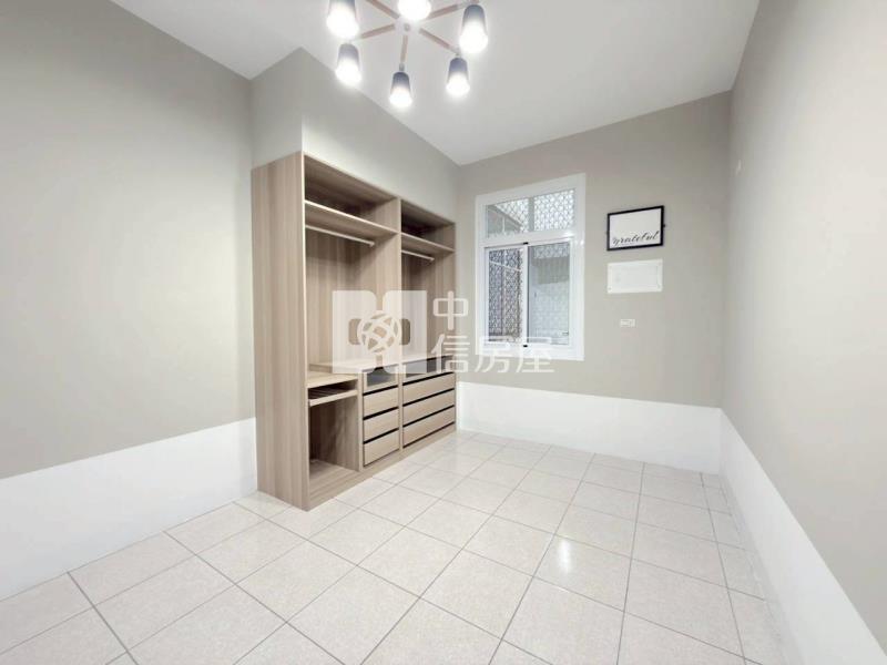 屏東長治鬧區歐式風格整新車墅房屋室內格局與周邊環境