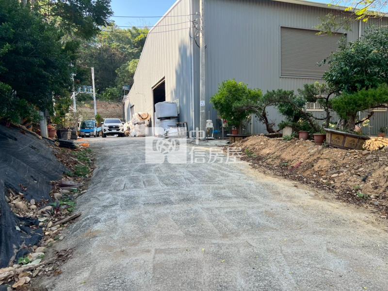 烏日溪尾大橋旁正彰南路大地坪廠房房屋室內格局與周邊環境