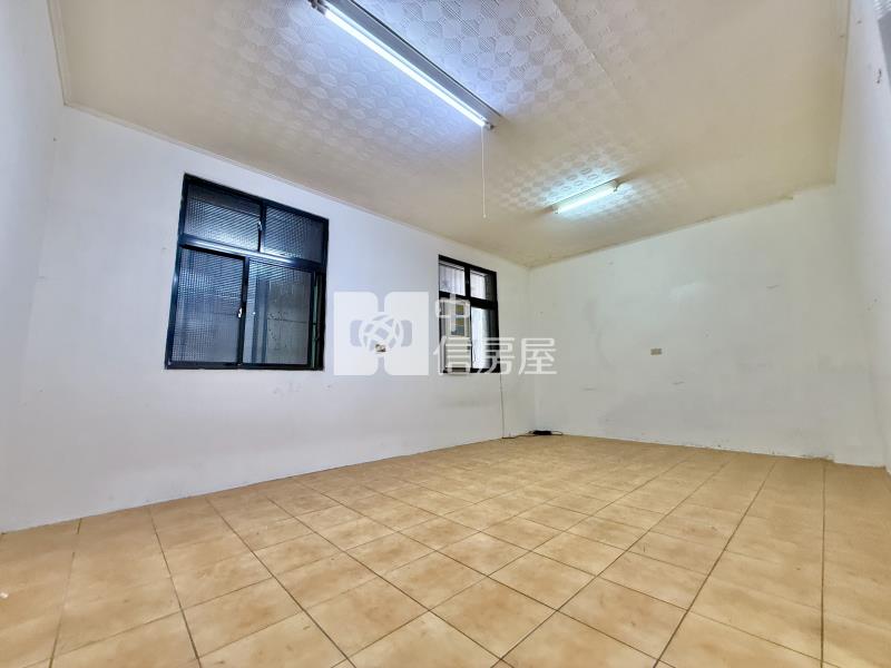 太平運動場旁臨路大面寬4房雙車透天房屋室內格局與周邊環境